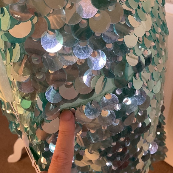 MAC DUGGAL
Slim Strap Paillette Sequin Mini Dress - Picture 9 of 17